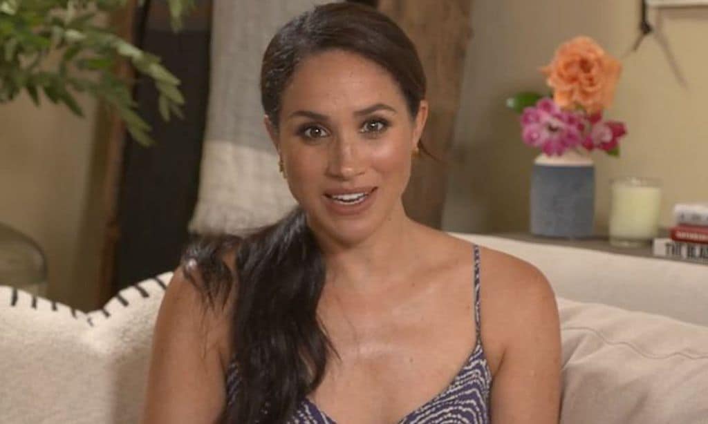 ¡Mejor que el maquillaje! Meghan Markle estrena la joya más favorecedora