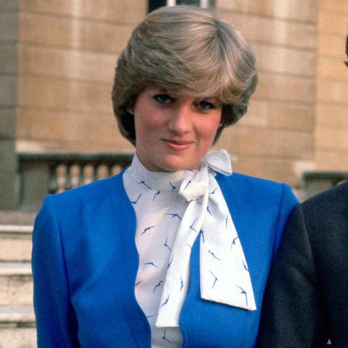 Hace 41 años, Diana de Gales marcó tendencia en su posado decisivo como futura 'royal'