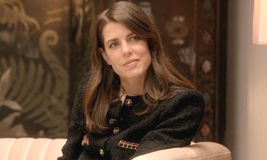 Carlota Casiraghi, digna heredera de la princesa Carolina con su nueva chaqueta de 'tweed'