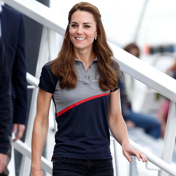 Kate Middleton, una 'royal' que triunfa en vaqueros y sabe cómo combinarlos