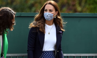 Kate rompe su tradición de estilo en Wimbledon con el estampado 'fetiche' que agota en minutos