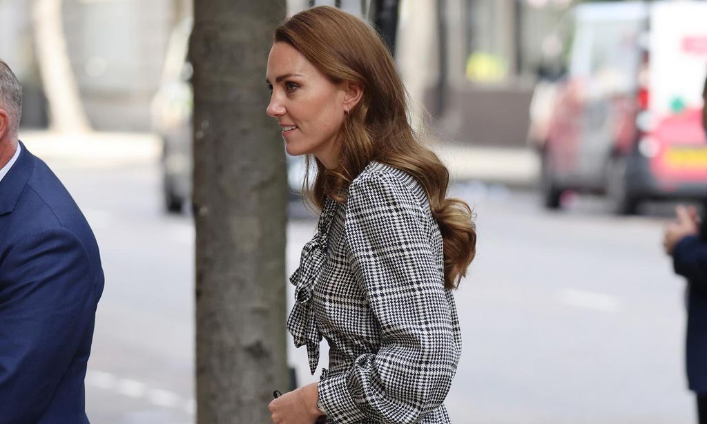 Kate da una nueva oportunidad a su vestido rebajado de Zara que recuerda a Diana