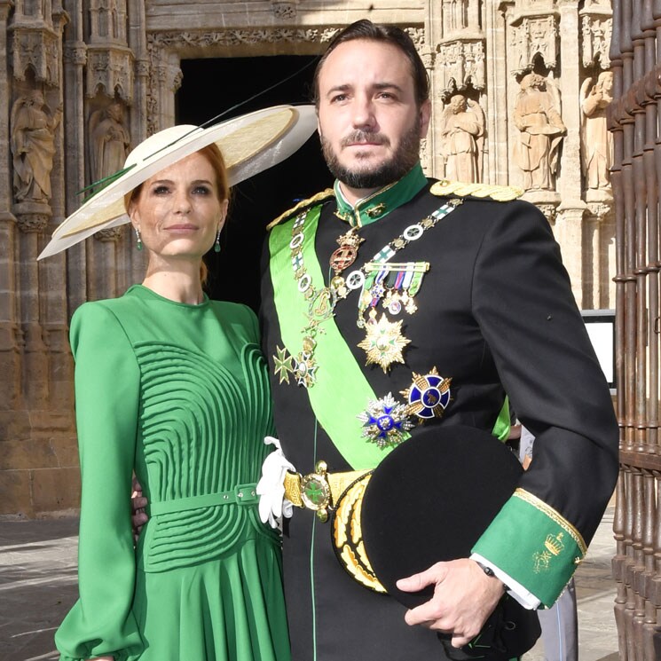 Olivia de Borbón, una elegante madrina con vestido esmeralda y joyas 'vintage'