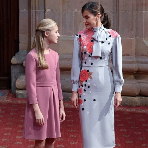 10 vestidos que nos gustaría que la Reina prestara a Leonor para sus citas asturianas