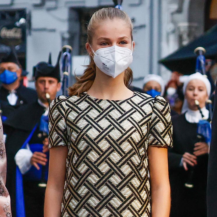 ¡Mucho más moderna! Leonor cambia de estilo con su vestido estampado y nuevos tacones