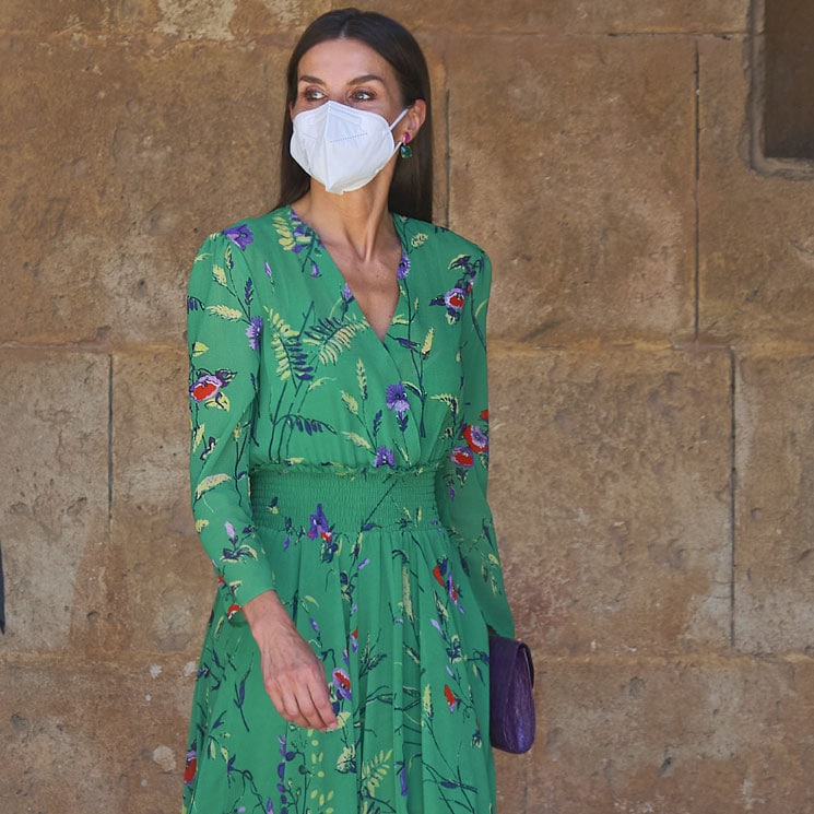 Los vestidos de flores de la Reina que nos gustaría ver esta primavera