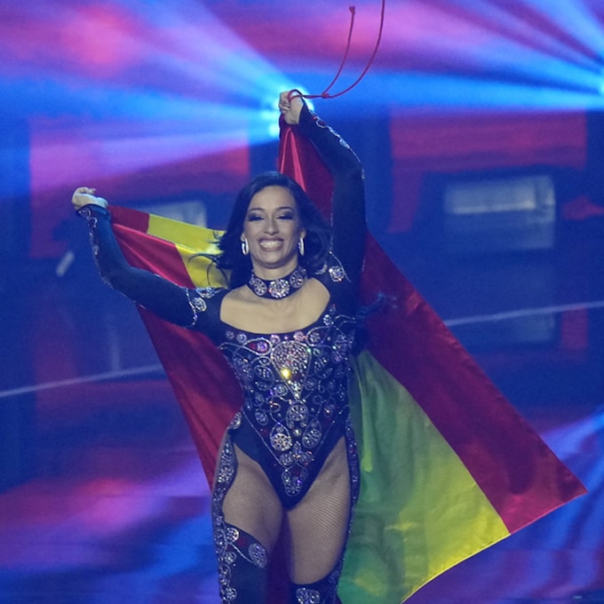 Chanel brilla literalmente sobre el escenario de Eurovisión 