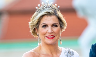 Máxima abre el joyero real en Viena: tiara de perlas y un impresionante broche de diamantes