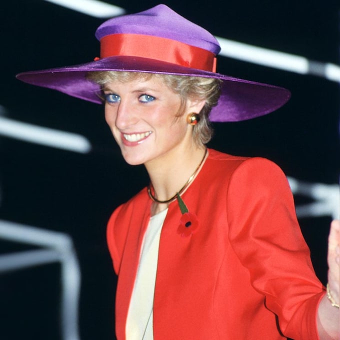 Diana de Gales, un icono a través de su pasión por la moda que hoy cumpliría 62 años