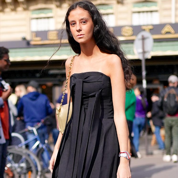 Victoria de Marichalar sorprende con su look más arriesgado en Paris Fashion Week