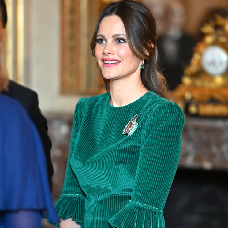 Sofia de Suecia arriesga con un vestido de gala en pana que recuerda a Kate Middleton