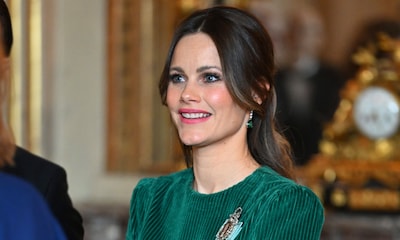 Sofia de Suecia arriesga con un vestido de gala en pana que recuerda a Kate Middleton