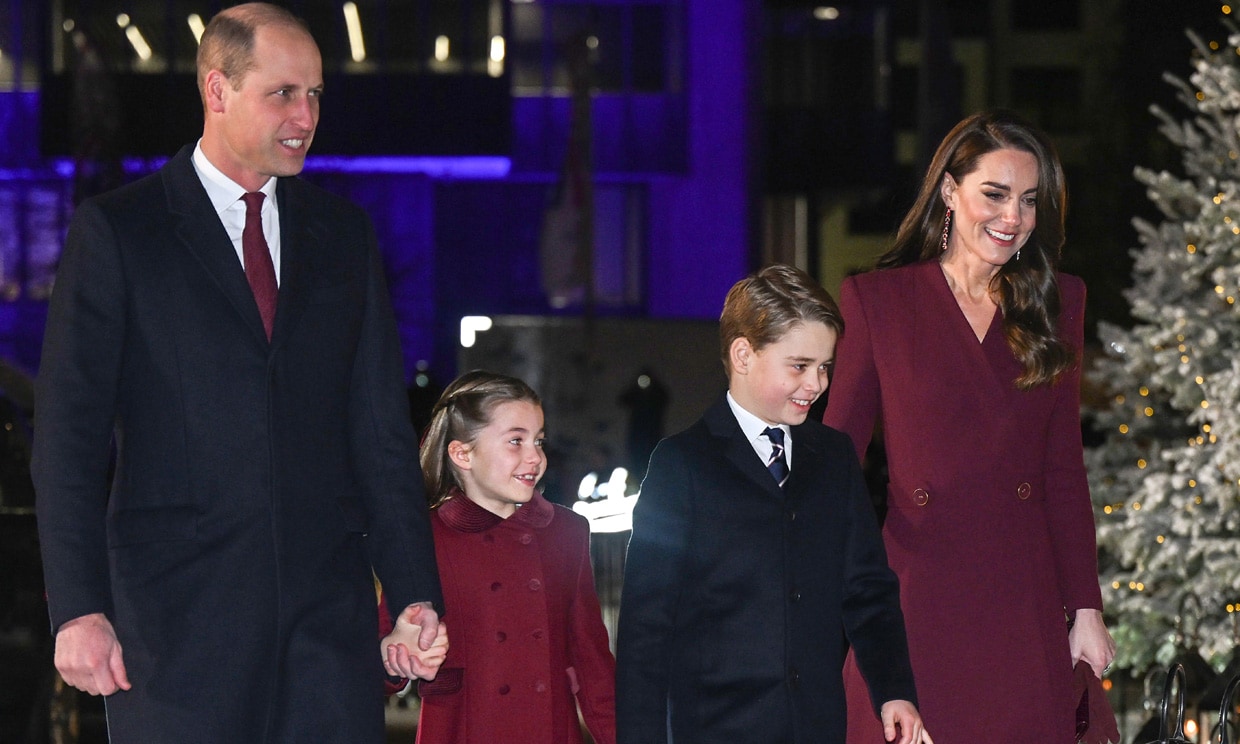 Los príncipes de Gales, a juego con sus hijos en el tradicional concierto navideño