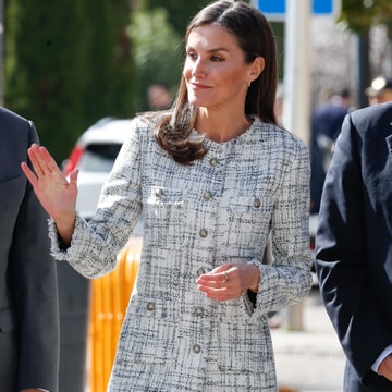 Discurso en general Corrección La reina Letizia estrena una chaqueta de tweed de Massimo Dutti - Foto 1