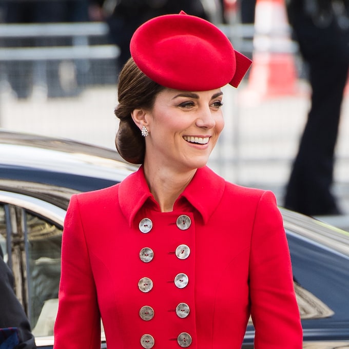 El versátil bolso que la Princesa de Gales tiene ¡en 11 colores diferentes!