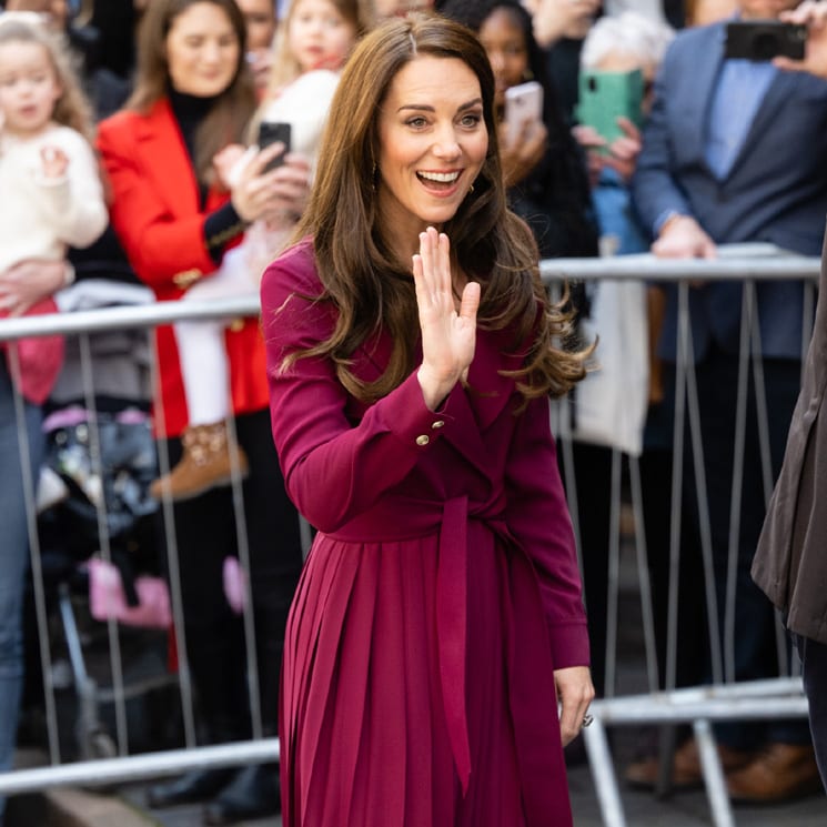 El enigmático estreno de Kate Middleton con el que vuelve a marcar cintura