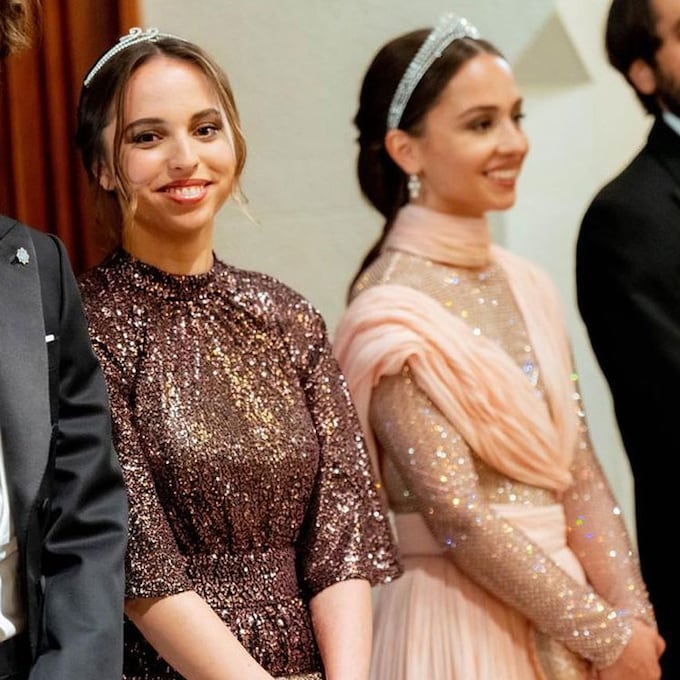 Iman y Salma de Jordania, radiantes con brillantes y tiaras familiares en la boda de su hermano