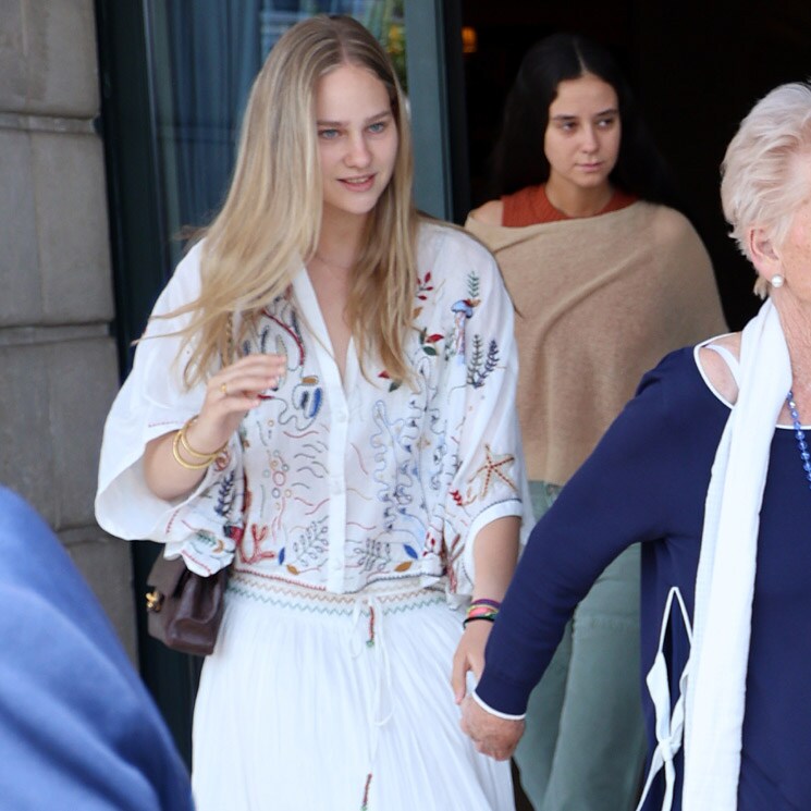 Irene Urdangarin, tras los pasos de Marta Ortega con su 'total look' de Zara y un bolso de lujo
