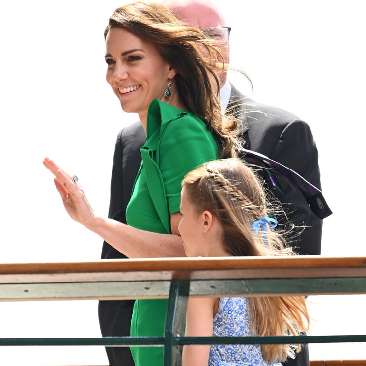 El simbólico diseño 'verde Wimbledon' de la princesa de Gales con lazo XL y pendientes asequibles