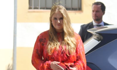 Amalia de los Países Bajos acierta en Jerez con vestido vaporoso y tocado de cuento de hadas