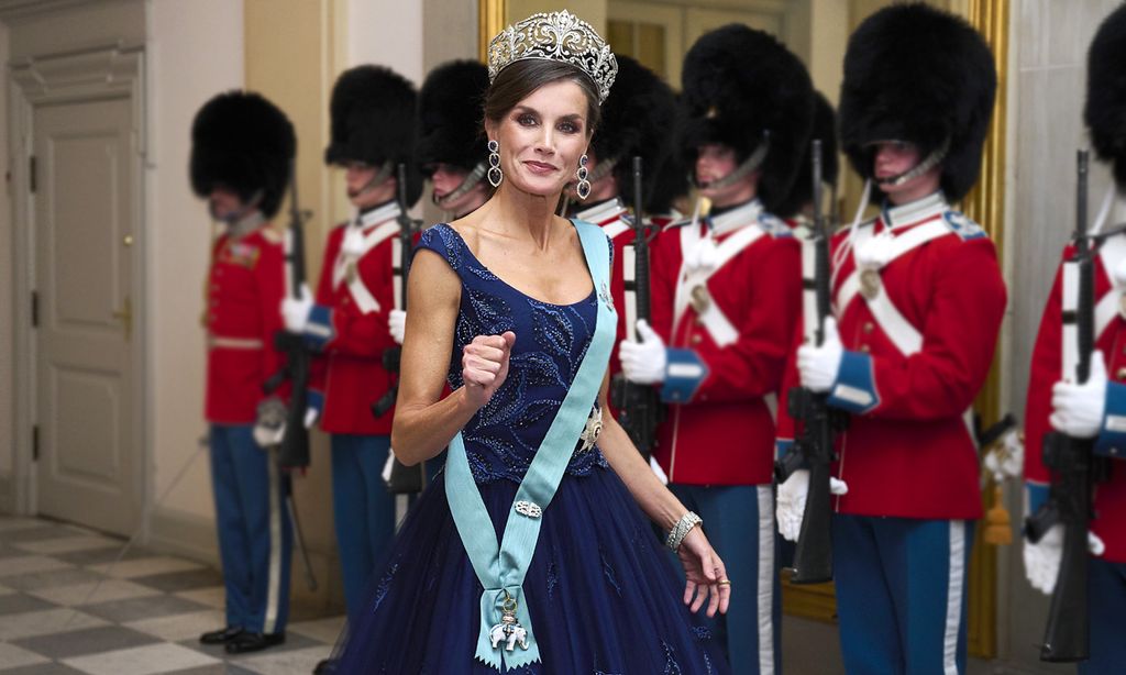 Los cinco looks de la reina Letizia en Dinamarca: de su vestido de gala a los pendientes de doña Sofía