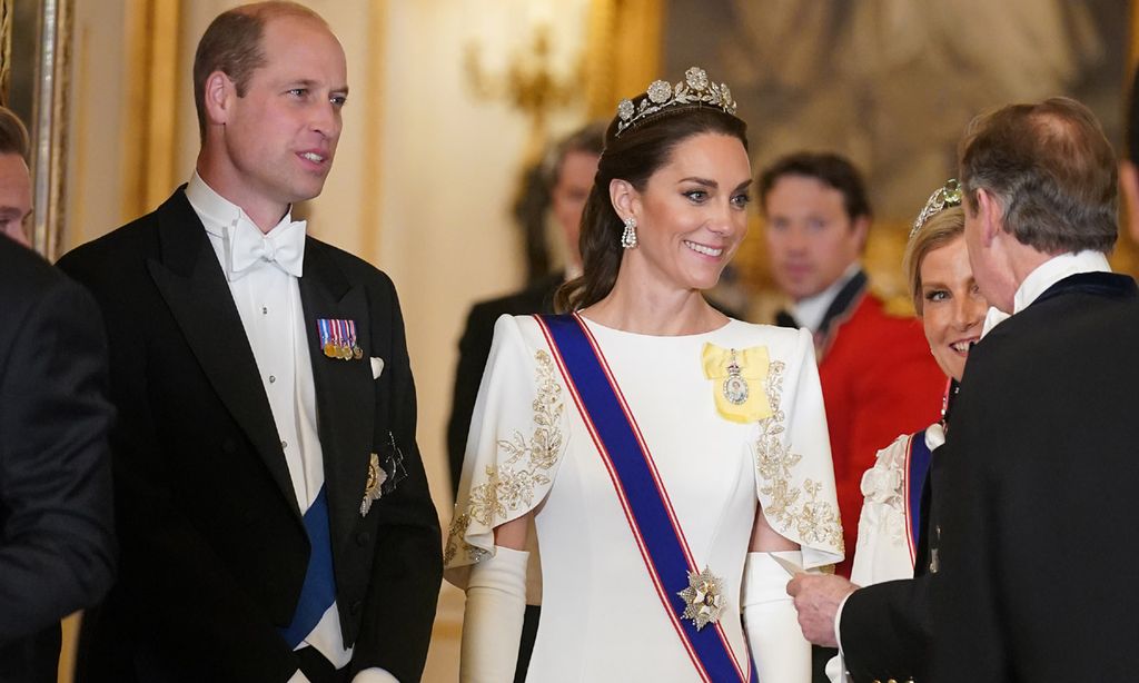 La princesa de Gales sorprende rescatando la tiara 'Strathmore Rose', que ve la luz por primera vez en 90 años