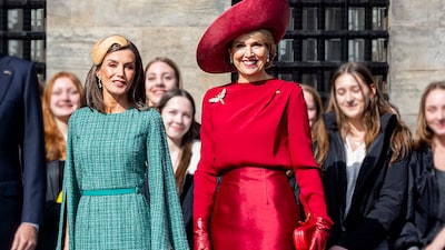 La conexión de los looks de las reinas en Países Bajos con Matilde de Bélgica y María Teresa de Luxemburgo