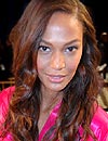 Entrevistamos a Joan Smalls en el Victoria’s Secret ‘Fashion Show’ 2011: “Considero que en este desfile puedo representar a la comunidad latina”