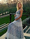 Natasha Poly, embarazada de su primer hijo