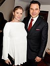 Lara Stone y David Walliams dan la bienvenida a su primer hijo