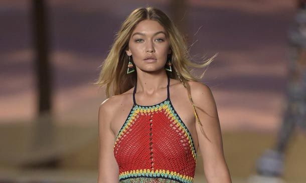 Gigi Hadid, orgullosa de su cuerpo y de su trabajo sobre la pasarela