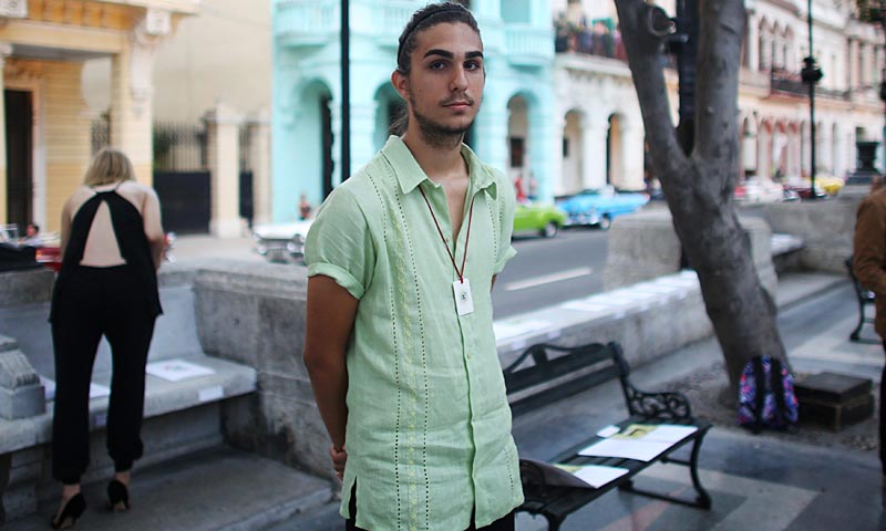 Tony Castro, el nieto de Fidel Castro que quiere ser modelo y NO, no desfiló para Chanel