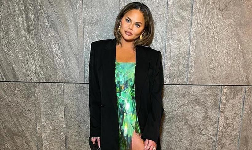 Chrissy Teigen se sincera sobre sus inicios en la moda y desvela lo que cobraba por desfile