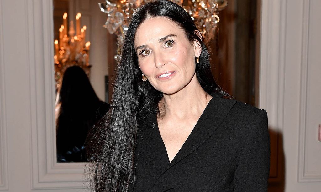 Demi Moore se sincera sobre su momento viral como modelo en la Alta Costura