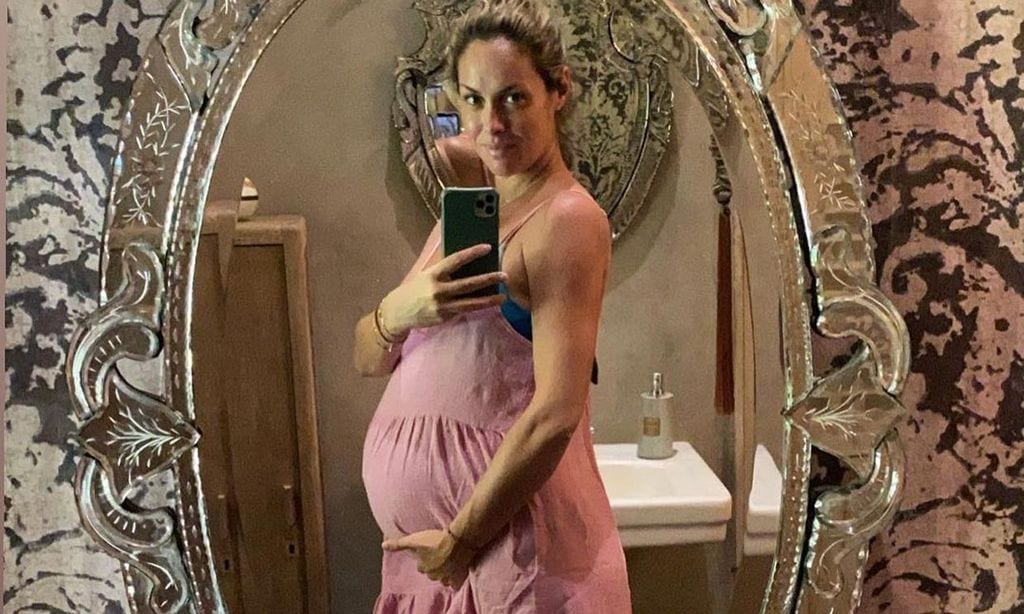 '¡Nuestra familia está completa!': Priscila de Gustín da la bienvenida a su tercera hija
