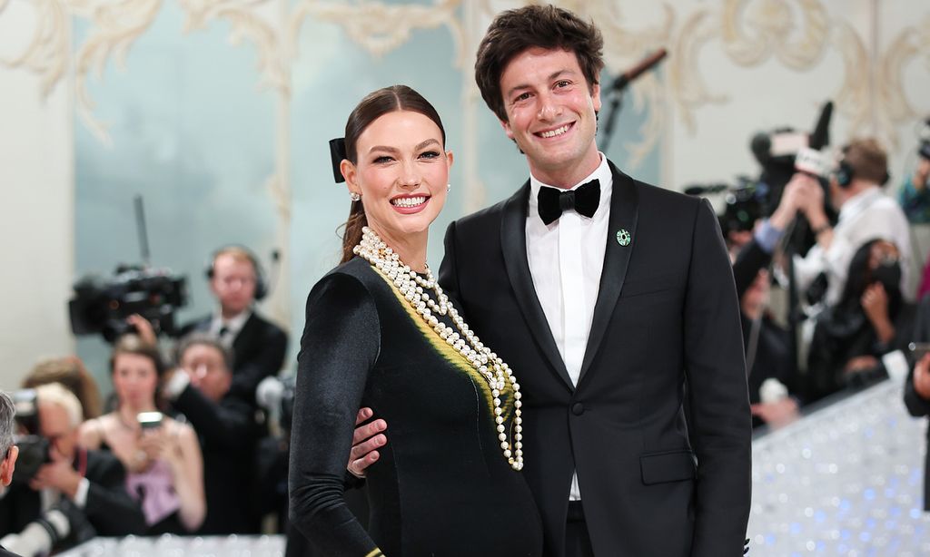 La tierna foto con la que Karlie Kloss y Joshua Kushner confirman el nacimiento de su segundo bebé