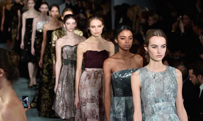 Oscar de la Renta o cómo vestir a la mujer del siglo XXI sin olvidar el pasado