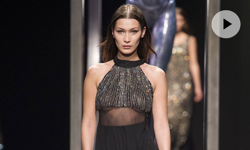 Alberta Ferretti, una colección 'disco' para las invitadas de otoño