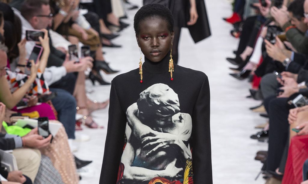 Cuando la poesía se da la mano con la moda, por Pierpaolo Piccioli para Valentino
