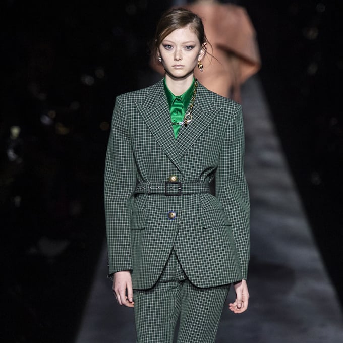 La revolución de Givenchy con los abrigos y trajes que renovarán tu armario