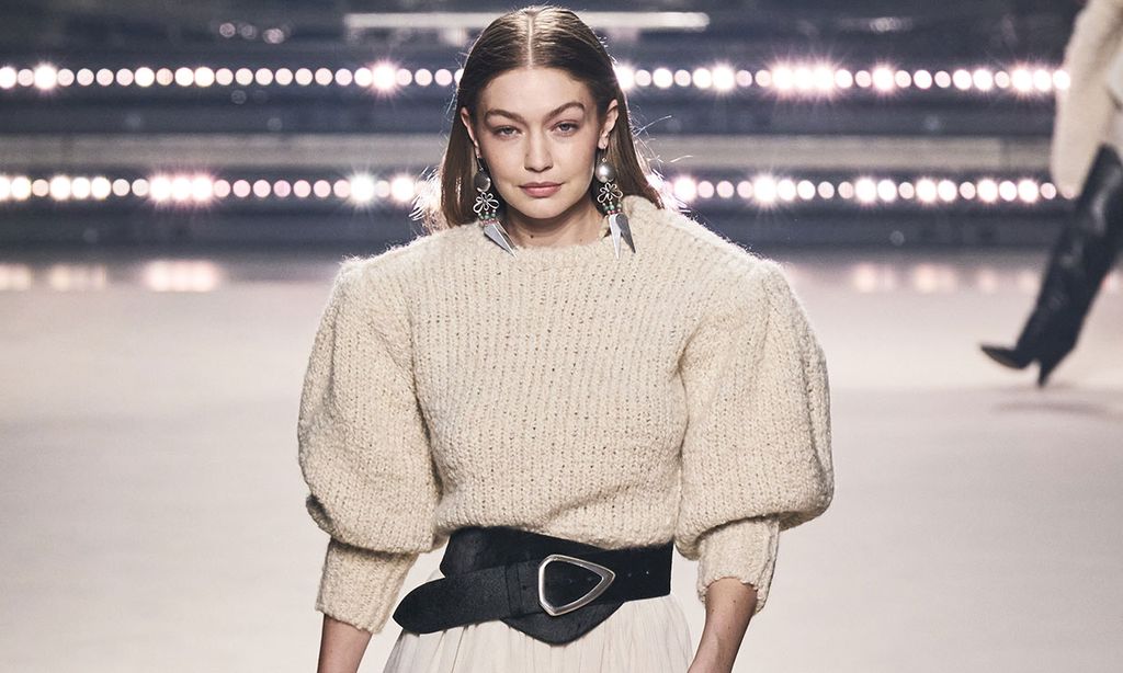 Isabel Marant nos traslada a un universo 'retro' en el que triunfa la practicidad