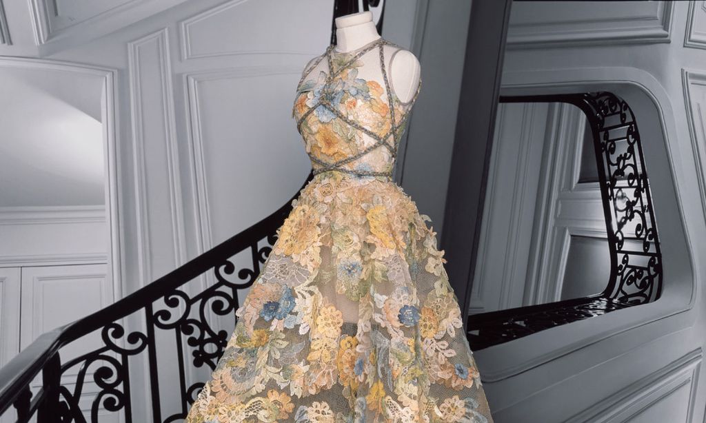 La exquisita elegancia de Dior conquista una cita atípica con la Alta Costura