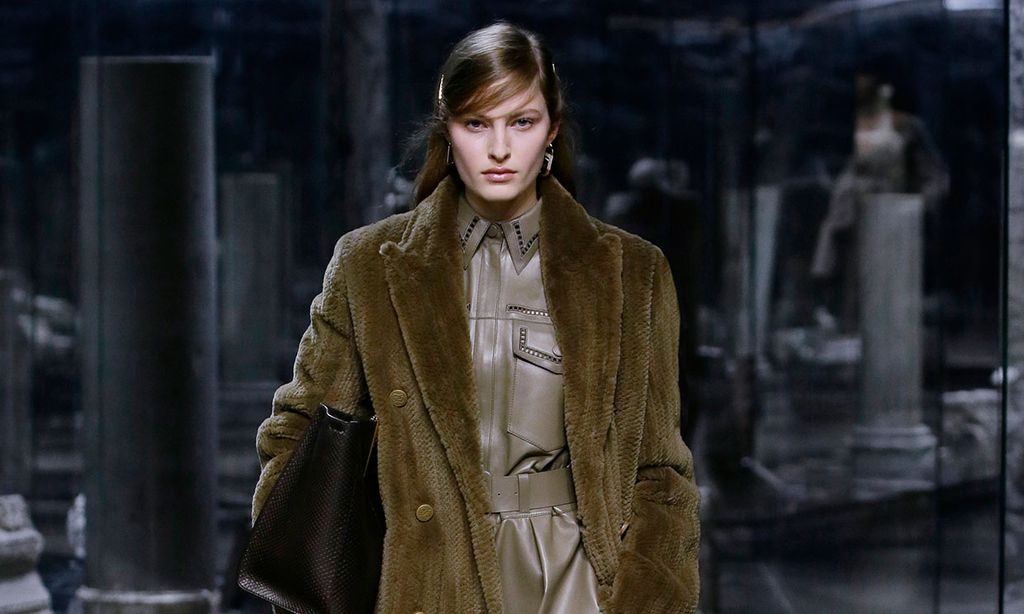 Kim Jones y las 'mujeres Fendi' en una colección que es pura elegancia