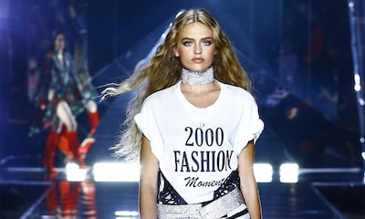Brillos, minifaldas y ropa de fiesta en el desfile con el que Dolce & Gabbana revisita el estilo 2000