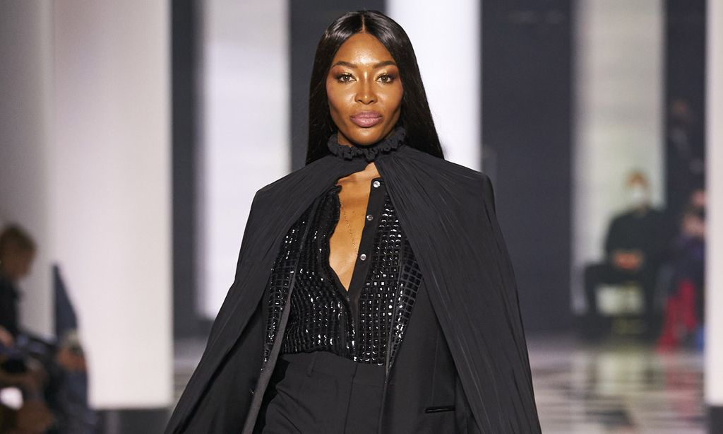 Naomi Campbell y Batman coinciden sobre la pasarela de la última colección de Lanvin