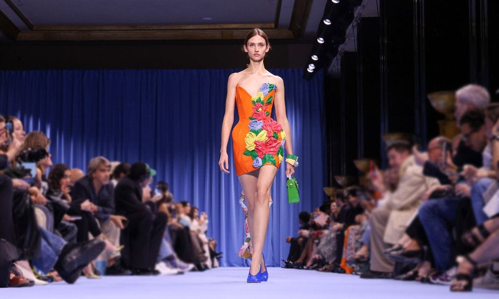 Balmain florece tras la adversidad con un desfile absolutamente inspirador y su colección robada