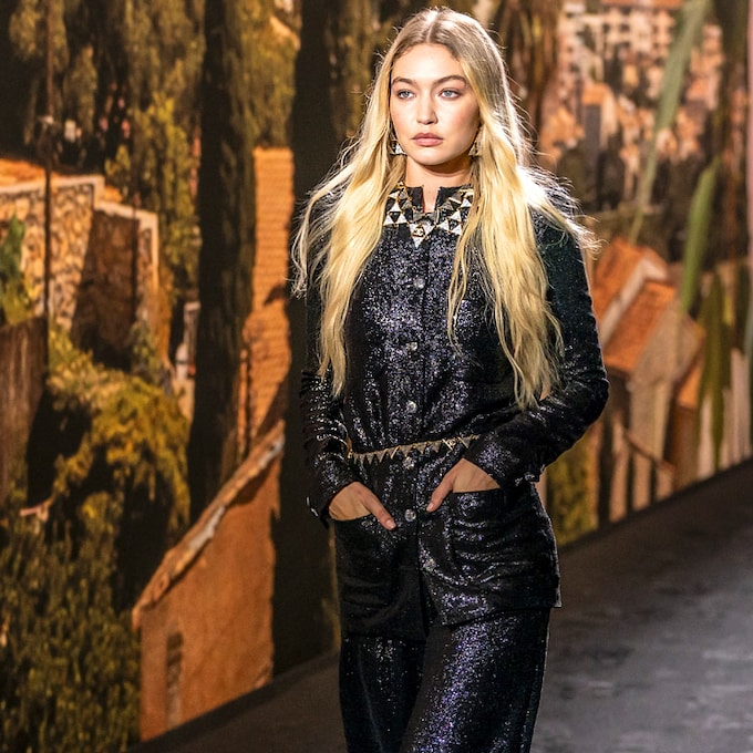 Gigi Hadid se une a la búsqueda de la comodidad que propone Chanel en París