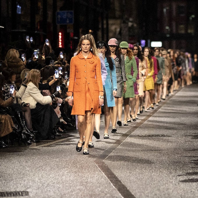 Chanel conquista Manchester con su colección más artesanal en la que el 'tweed' se moderniza