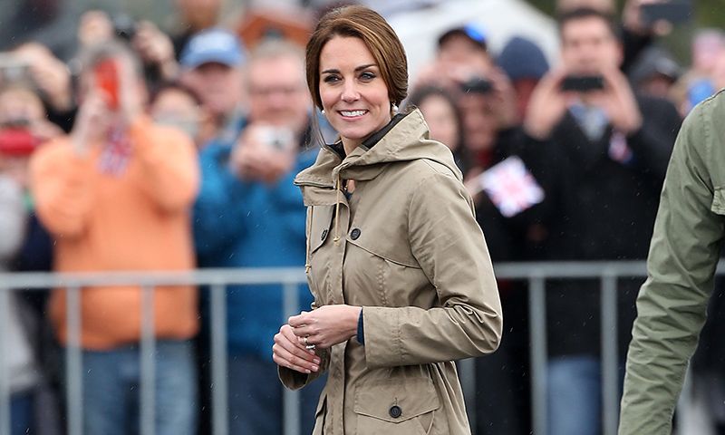 Las zapatillas favoritas de Kate Middleton las llevó Lady Di hace hoy 20 años
