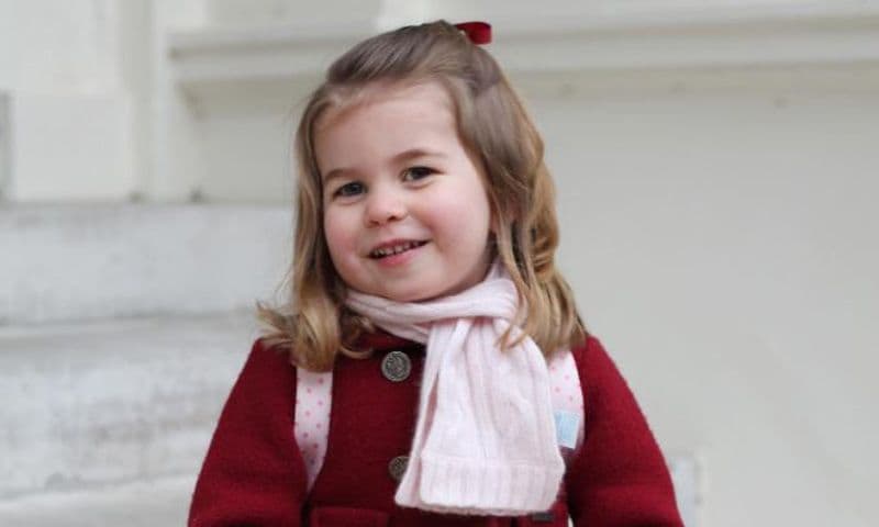 La princesa Charlotte ya tiene sus primeros zapatos favoritos y son 'made in Spain'